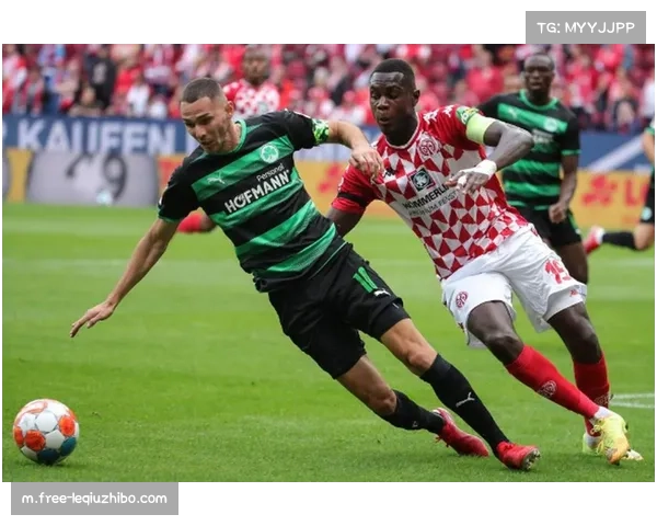 门兴全面被压制半场仅控球十九拜仁狂攻八脚射门占优